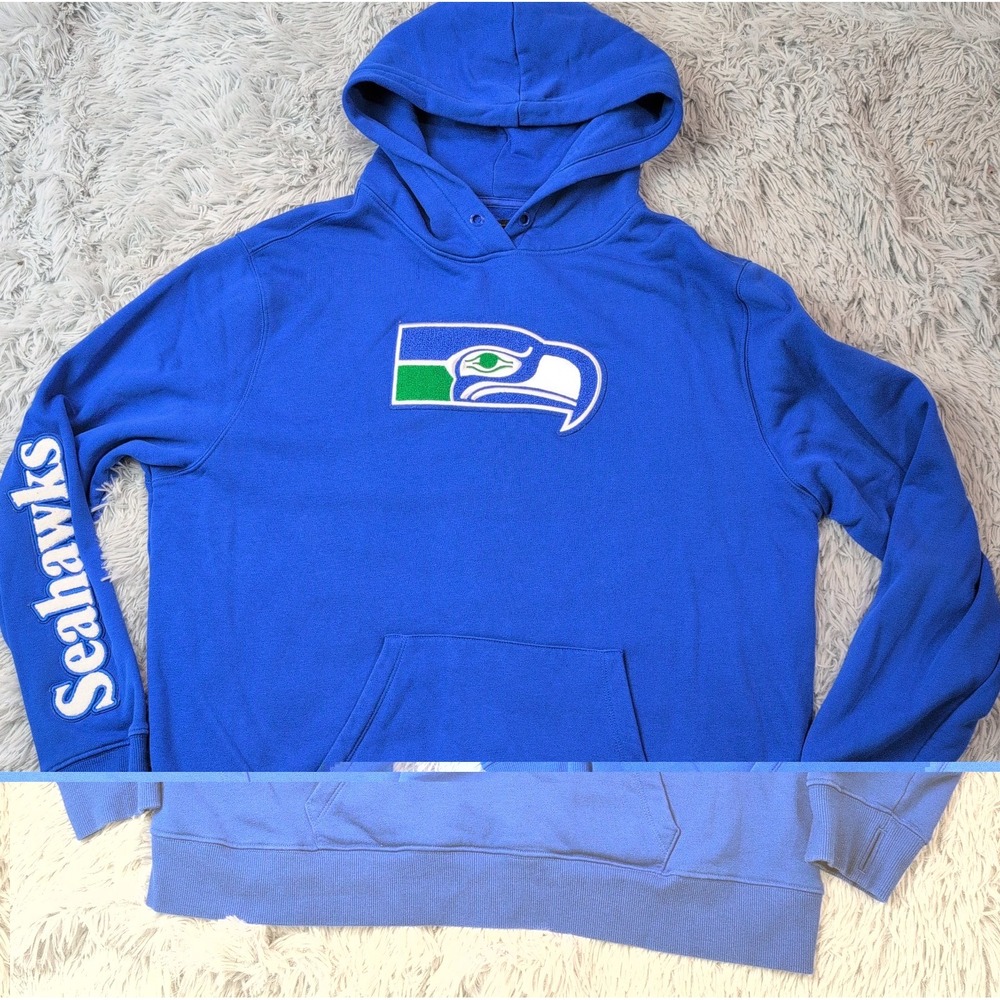 Seattle Seahawks Sweatshirt Womens XL Blue Hoodie NFL Football Comfort Pocket - Picture 1 of 12